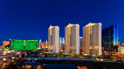 The Signature at MGM Grand