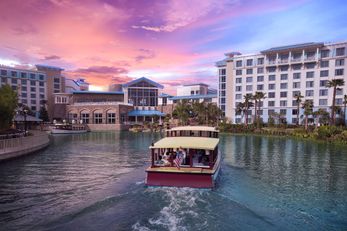 Loews Sapphire Falls Resort at Universal